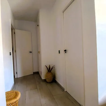 Cozy 2-bed 2-bathroom In Town Centre Марбелья
