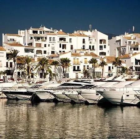 Apartmán Cozy 2-bed 2-bathroom In Town Centre Marbella